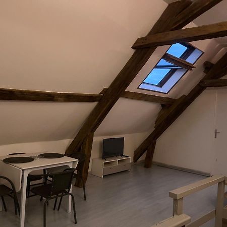 Chablis: Grand Studio En Plein Centre Ville 外观 照片