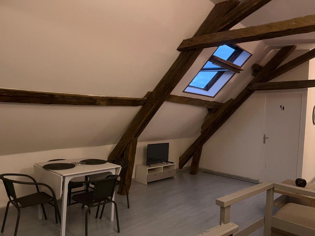 Chablis: Grand Studio En Plein Centre Ville 外观 照片